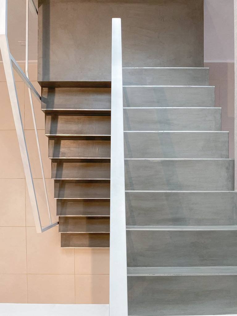 Casa Alem en Villa Carlos Paz: escalera
