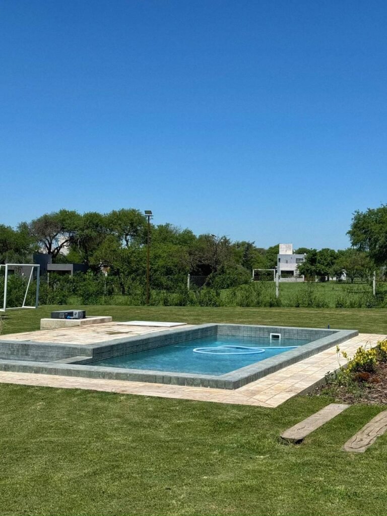Casa E102 en Estación del Carmen, Malagueño: pileta