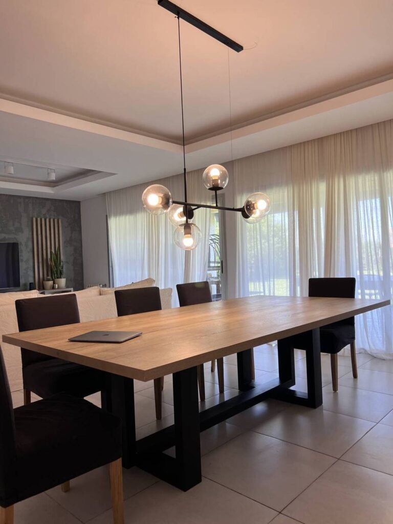 Casa E11 en Estación del Carmen, Malagueño: comedor