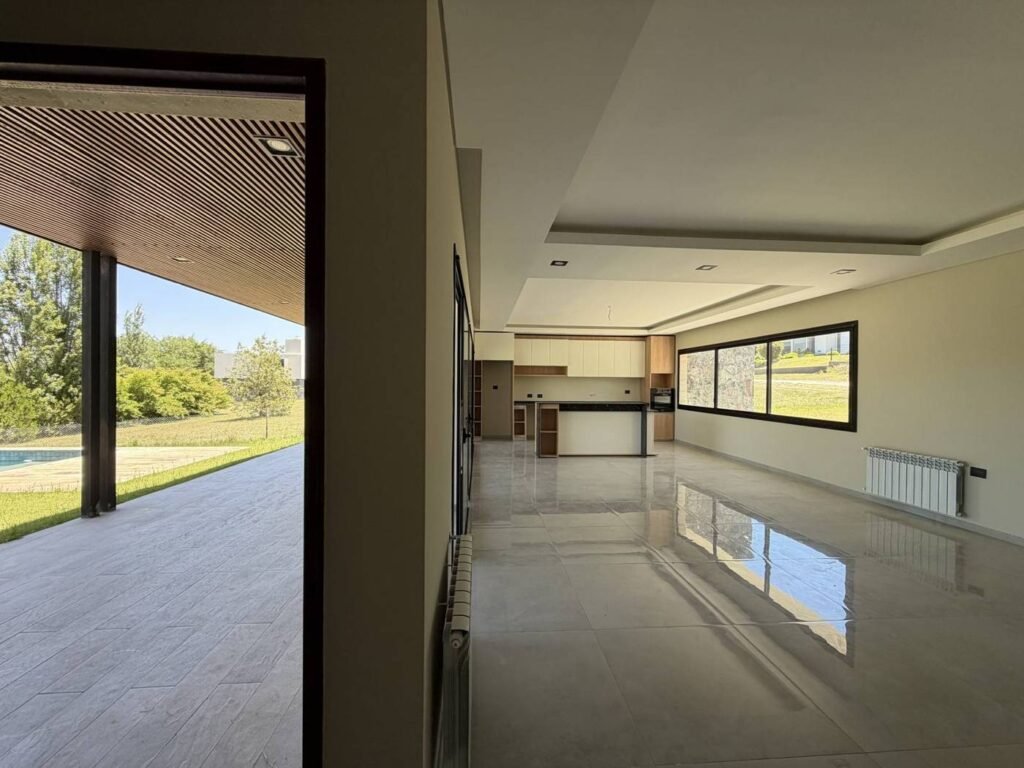 Casa G9 en Carlos Paz Golf Country Club: living