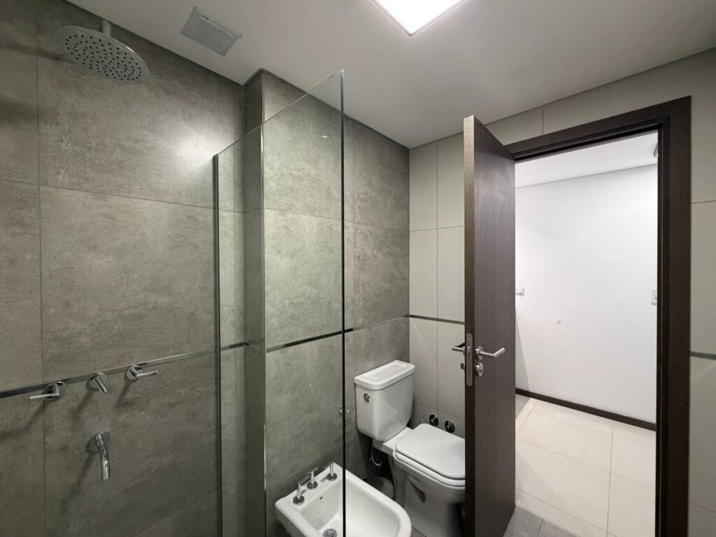 Veneto 9, Villa Carlos Paz: baño